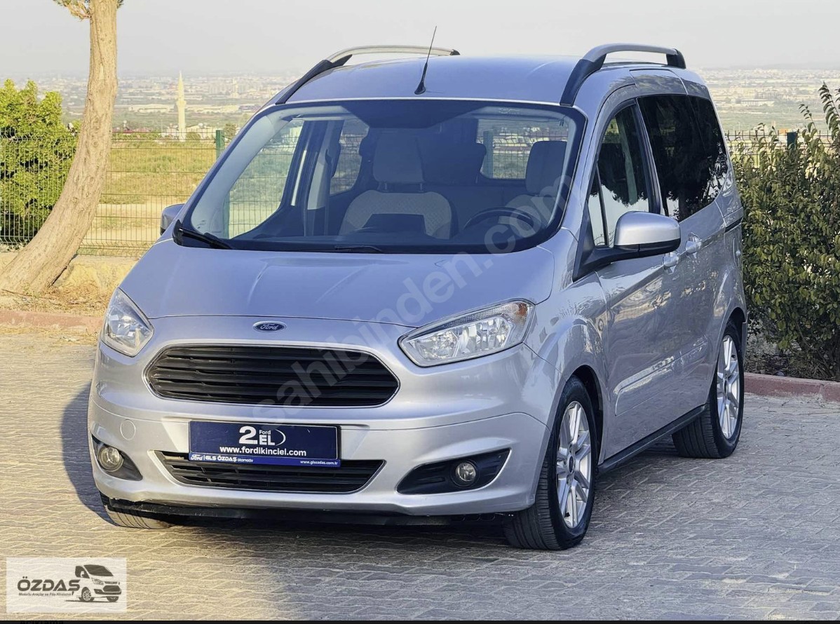 FORD TOURNEO COURİER TİTANİUM 2015 MODEL